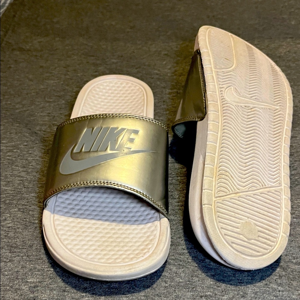 Nike slides   Silver size 10